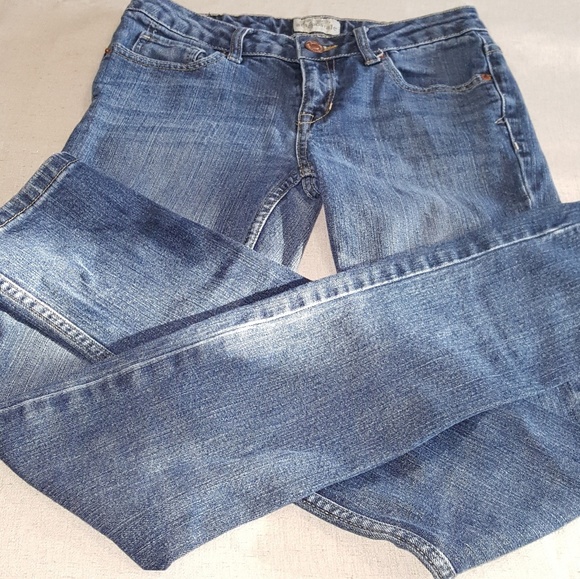 Aeropostale sz 4   Bayla skinny jean inseam 32 - Picture 1 of 5